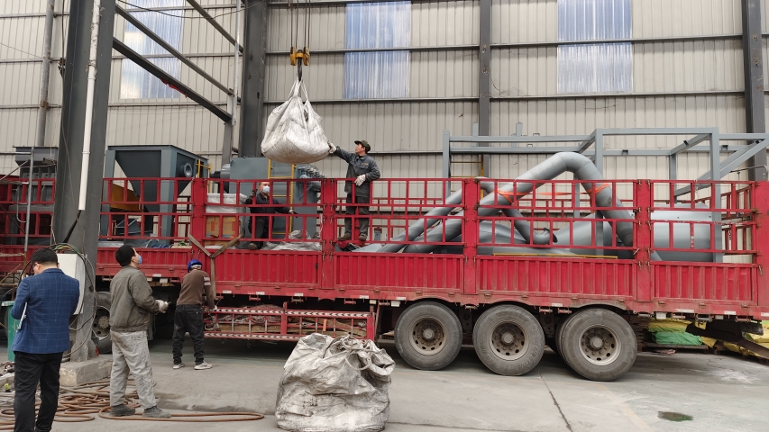 電池分選設(shè)備發(fā)貨!高效產(chǎn)能即將奔赴現(xiàn)場